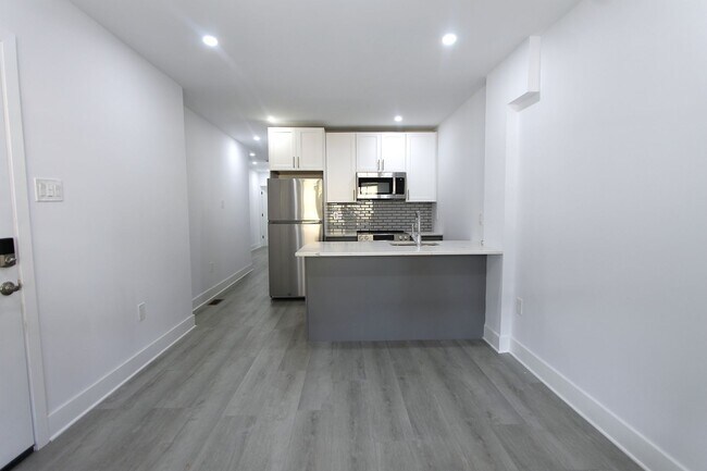 Photo - 103 E Coulter St Unit 1st Fl