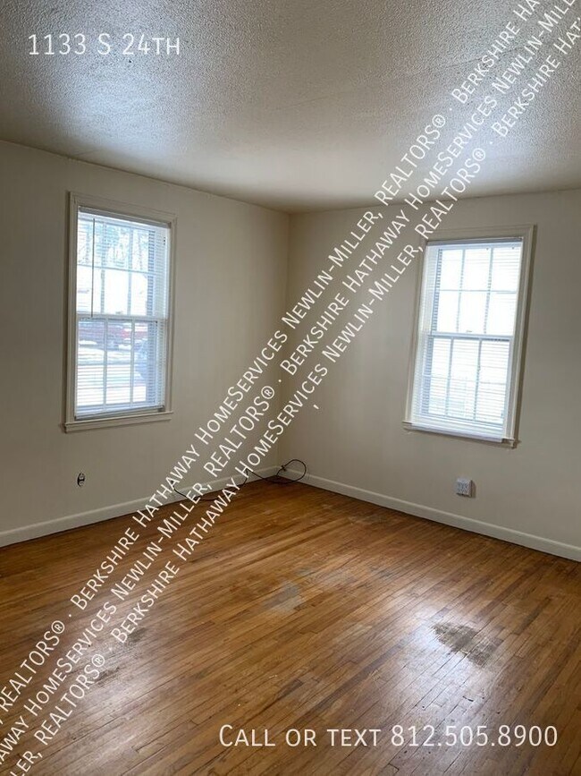 Take a look at this adorable 2 bed Home. Rental House Rental in Terre