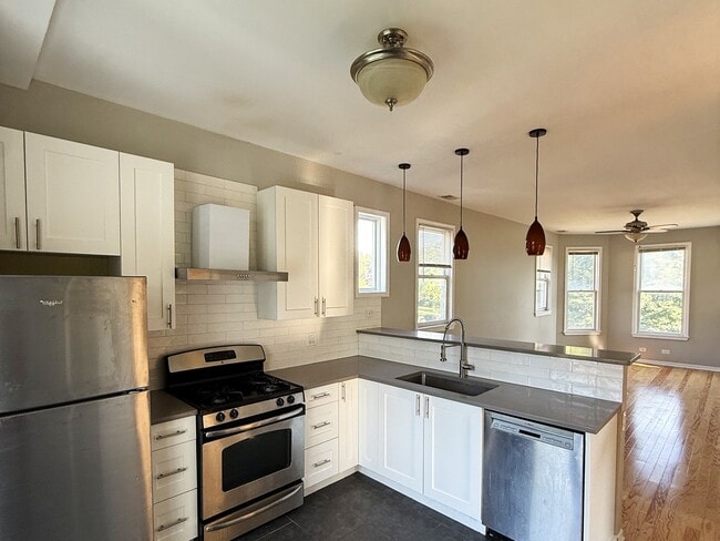 1521 Lake St Unit 2