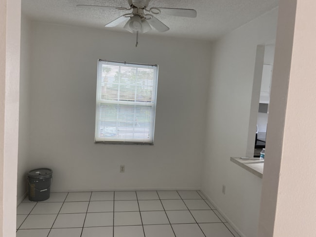 Photo - 8522 10th St N Unidad C