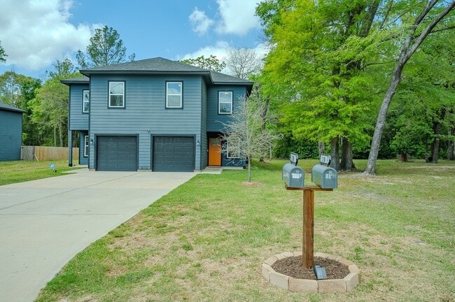 Photo - 110 Turner St