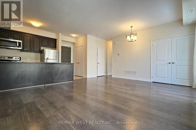Photo - 2375 Bronte Rd Unit 308