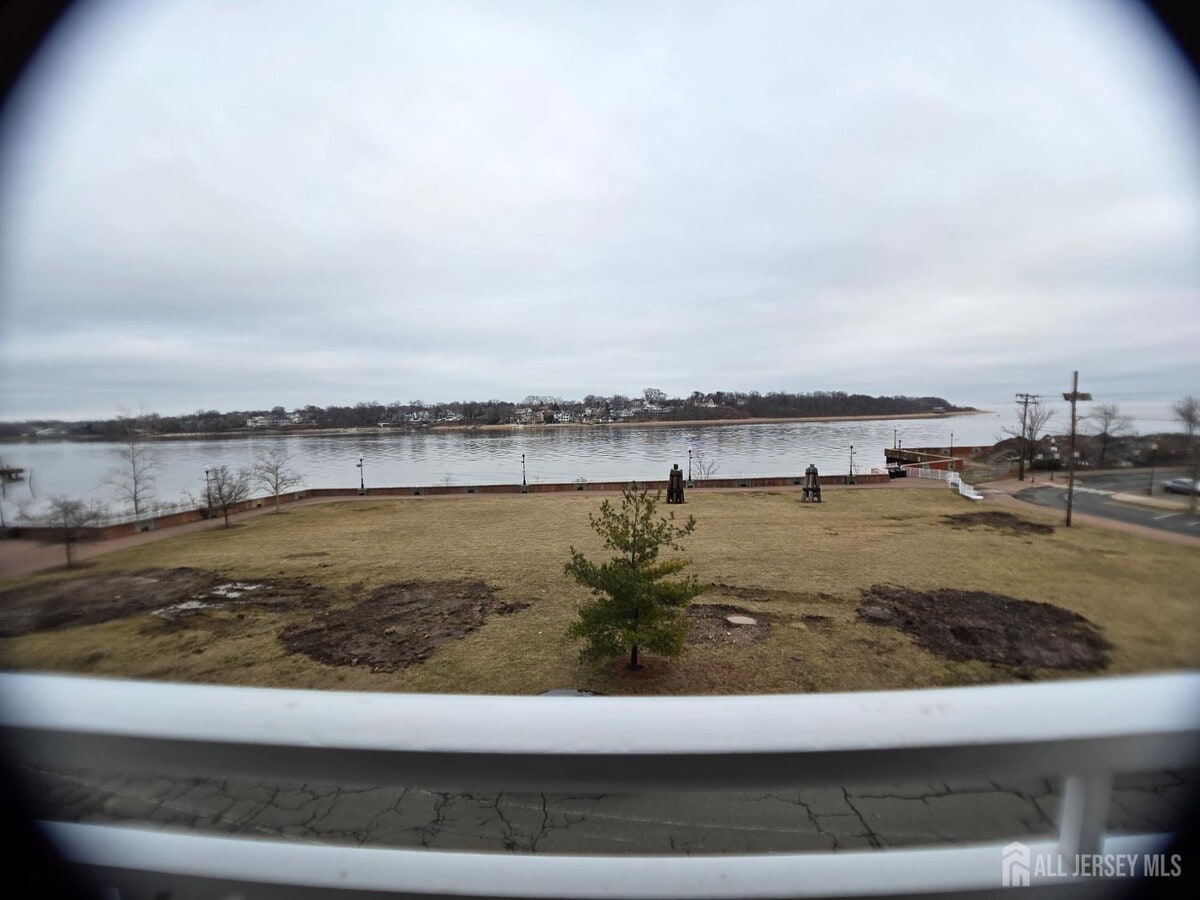 Photo - 358 Rector St