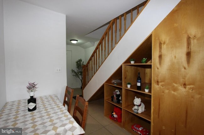 Photo - 1535 K St SE