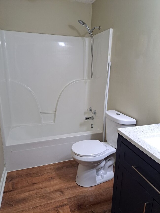 Photo - 3 Bed/3 Bath