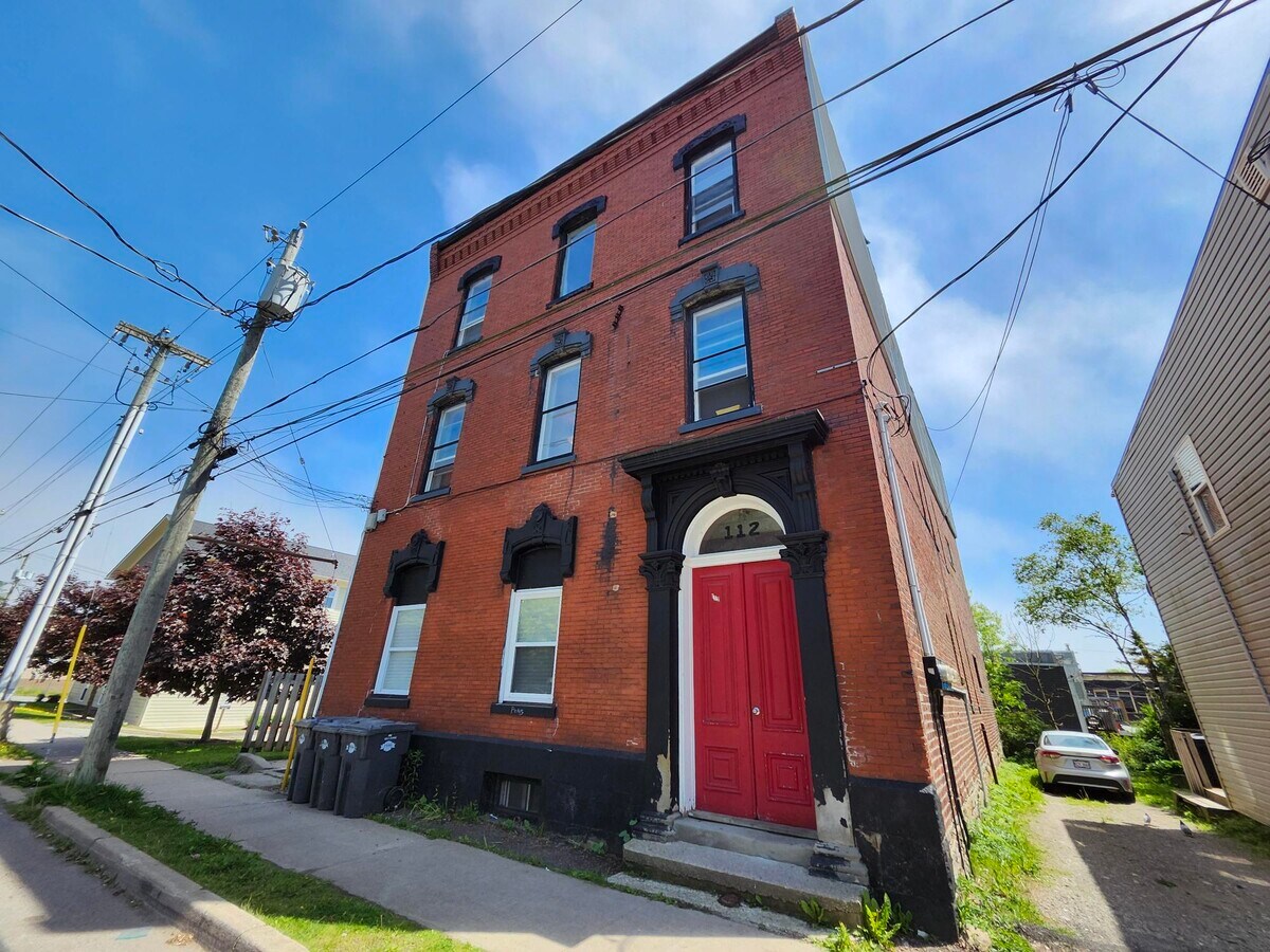 Photo - 112 Queen St Unit 3