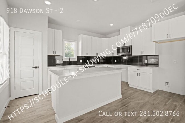 Photo - 918 Dawson St