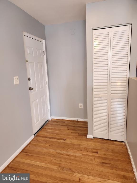 Building Photo - 244 60th St NE Unit 201
