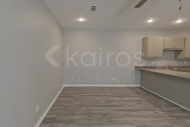 Photo - 2009 Wilson Rd