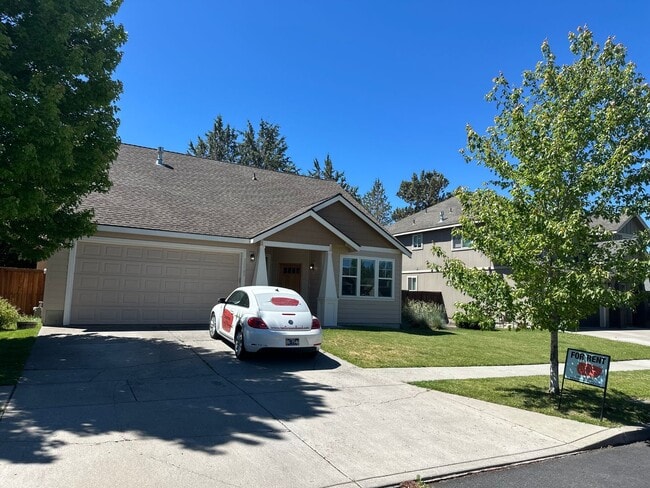 Photo - Beautiful home in SE Bend near Jewell Elementary!