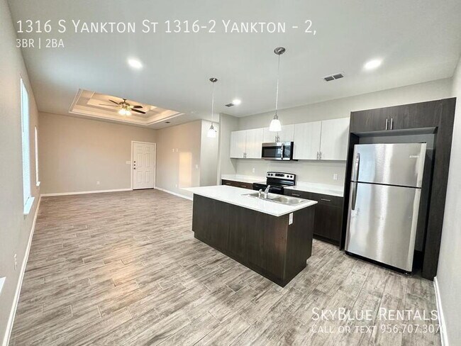 Photo - 1316 S Yankton St Unit 2,