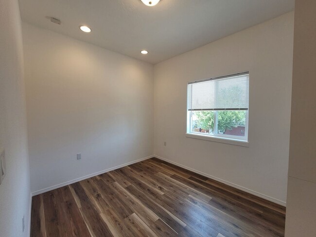 Photo - Charming 1 Bedroom 1 Bath W/Garage Parking