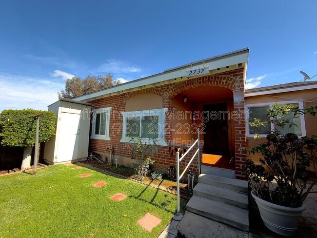 Building Photo - 2237 Prospect St