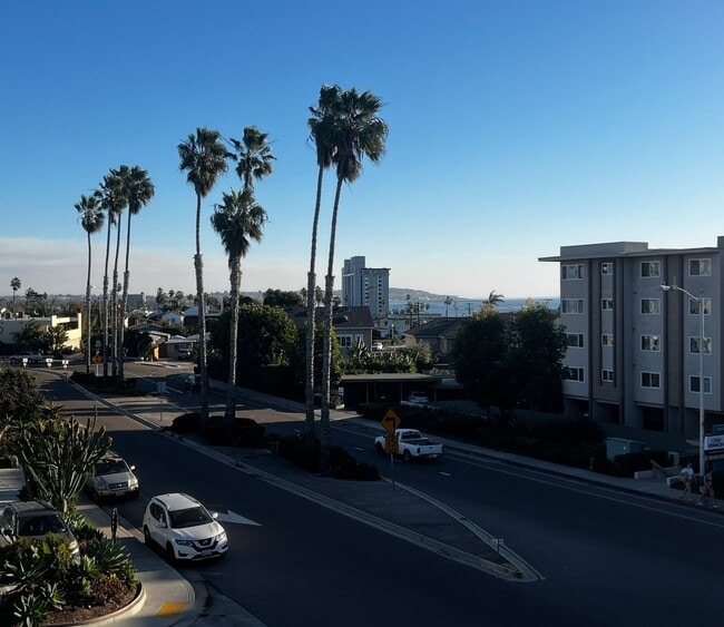 Building Photo - 5051 La Jolla Blvd Unit 300 Rental