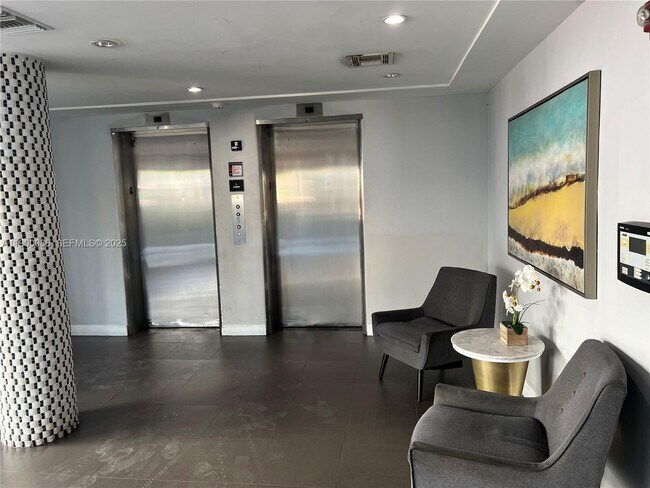 Photo - 1300 Lincoln Rd Unit C403