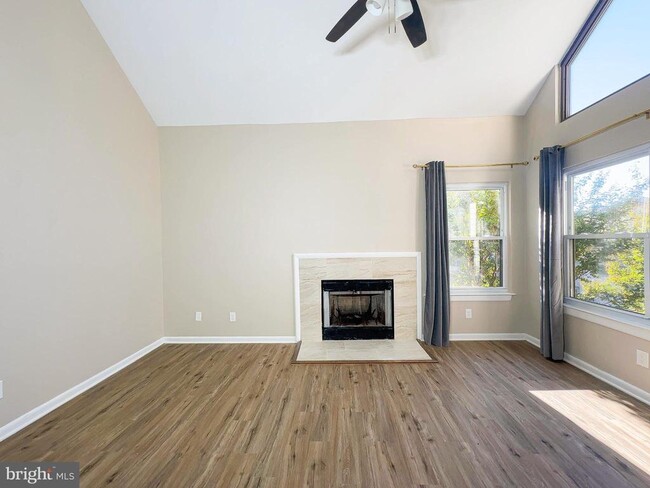 Photo - 13405 Shady Knoll Dr