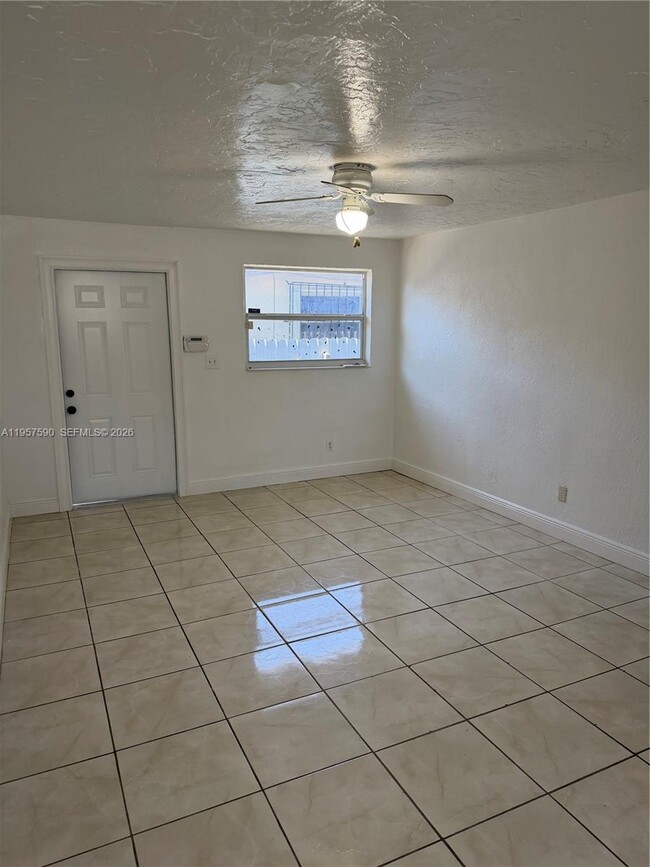 2287 NW 33rd St