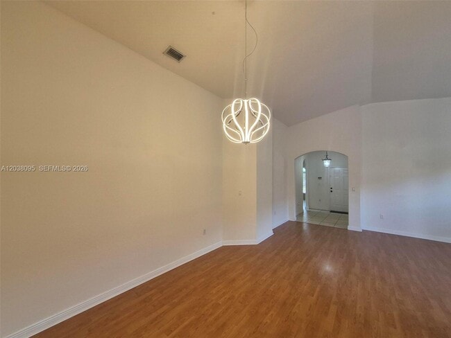 Photo - 5033 SW 134th Ave