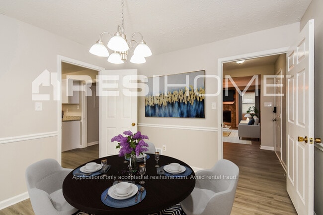 Photo - 1710 Kimberly Dr SW