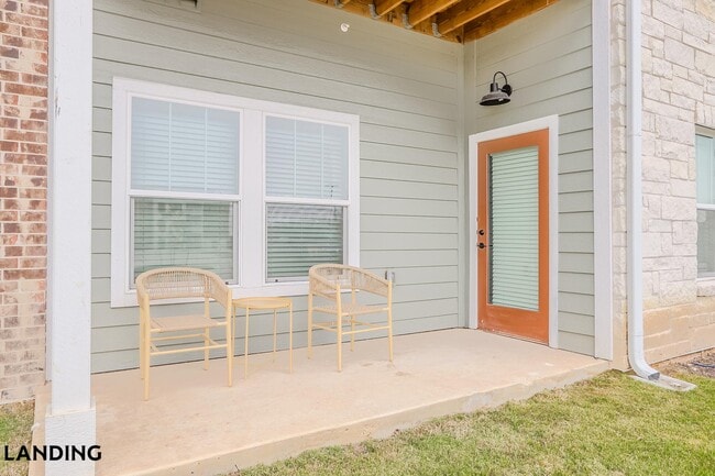 Photo - 1650 Harris Hill Rd Unit 06-6105