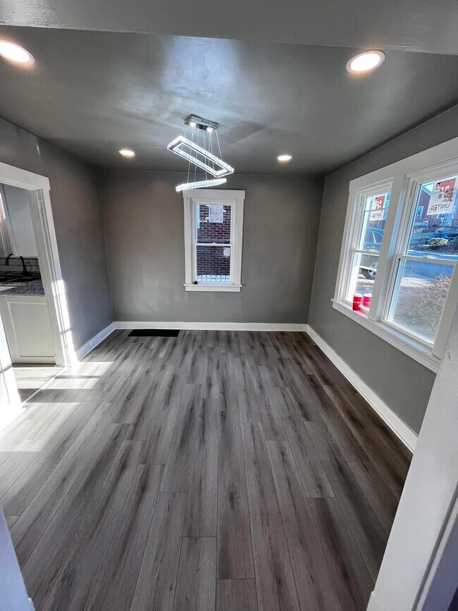 Photo - 3727 Woodrow Ave