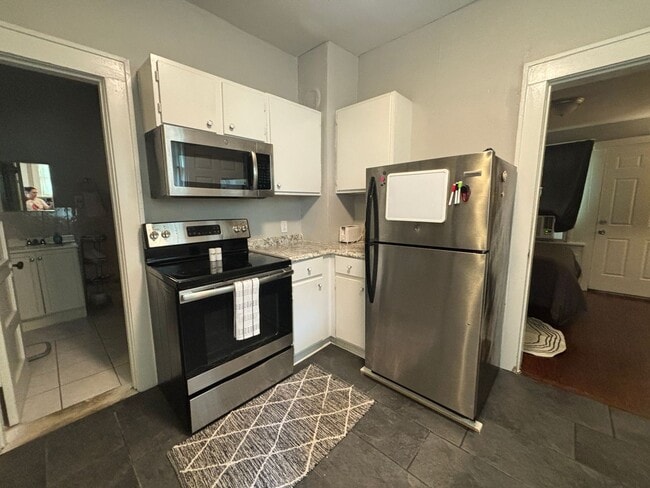 312 S Valentine St Unidad N
