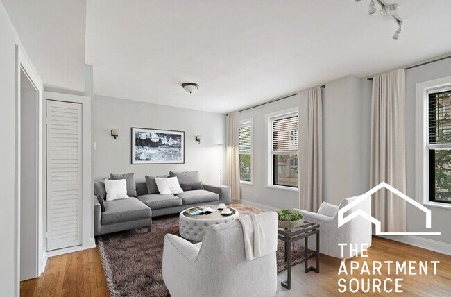 Building Photo - 4036 N Ashland Ave Unit E1