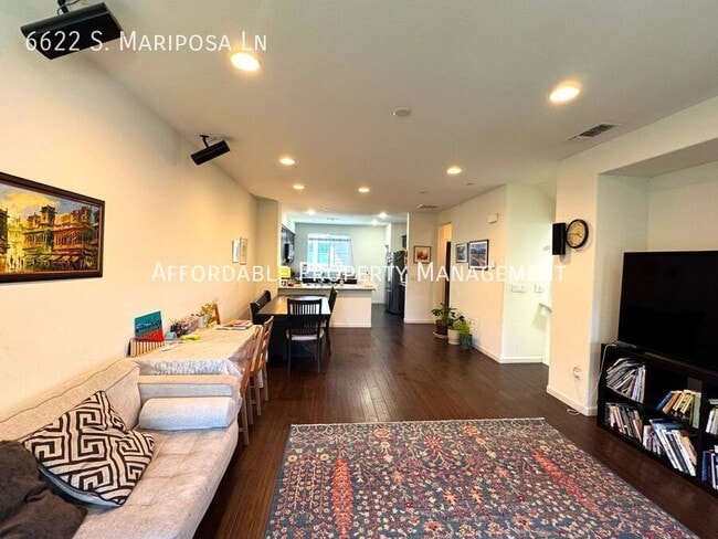 Photo - 6622 S Mariposa Ln
