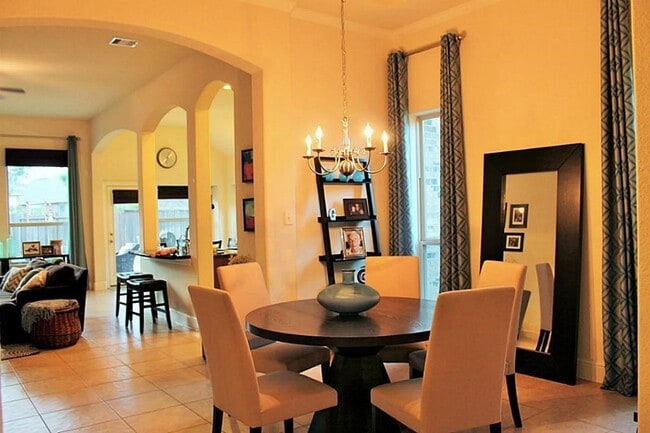 Photo - 99 E Lasting Spring Cir