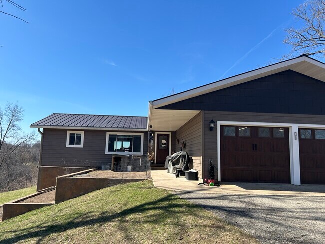 Photo - W4730 County Road B