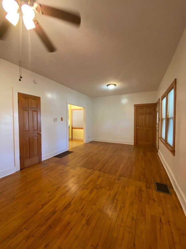 Photo - 304 W Cleveland Ave Unit Apt A