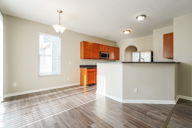 Photo - 5841 Marble Creek St