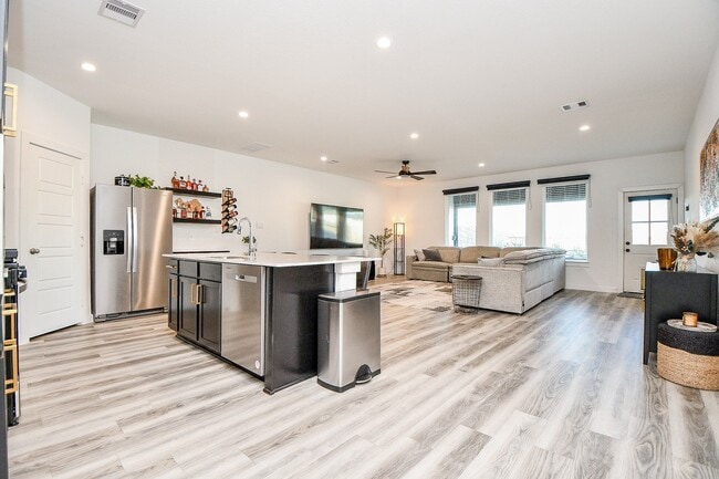 Photo - 2917 Skyline Mesa Dr