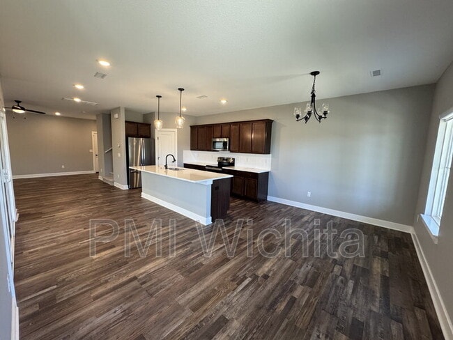 Photo - 107 S Shay Rd