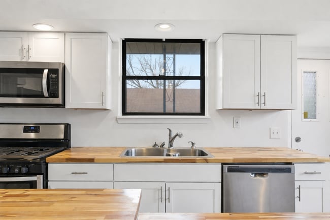 Photo - Beautiful, Newly Updated 3 Bedroom/1.5 Bath on quiet street near Pittsburgh's North side. AVAILAB...