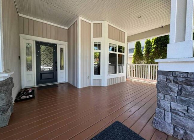 Photo - 23888 117B Av