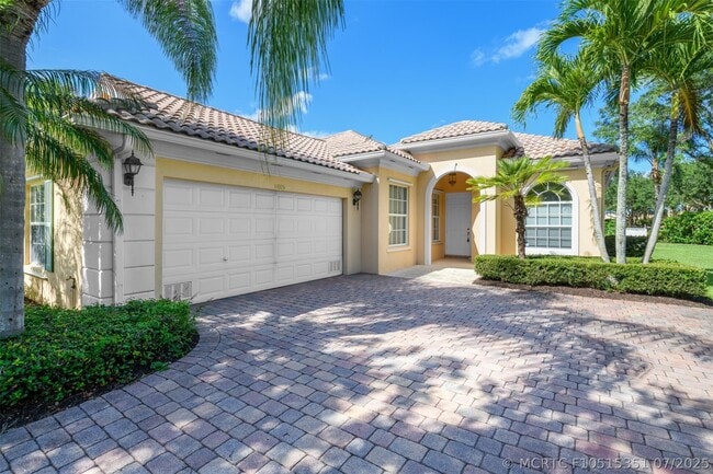 Photo - 8019 Nevis Pl