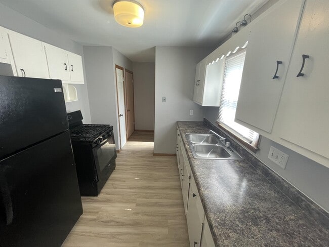 Photo - 1876 Murphy Woods Rd