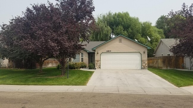 Building Photo - Nampa 3 Bedroom Home.
