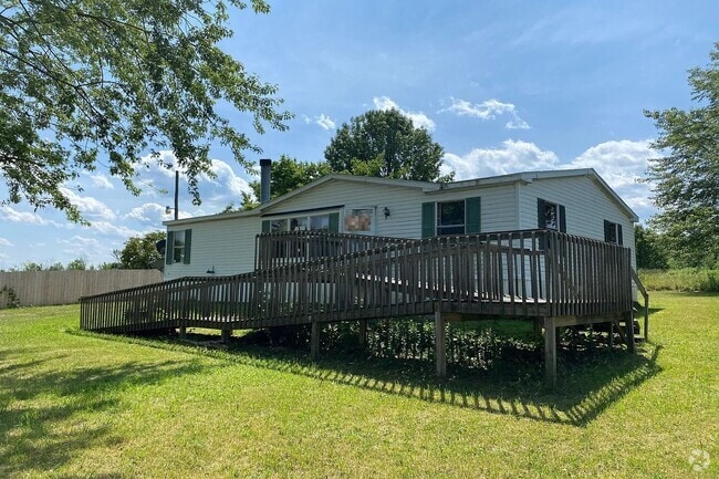 Building Photo - 198 Lansingville Rd Rental