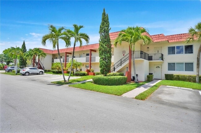 Building Photo - 8941 S Hollybrook Blvd Unit 203 Rental