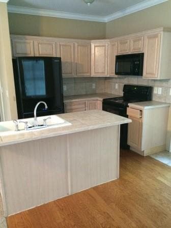 Photo - 230 N Olive Ave