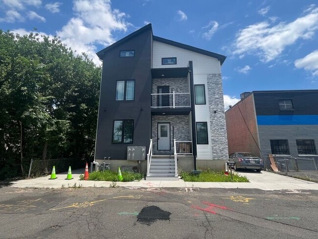Building Photo - 11-13 Barnard st Unit #11 Rental