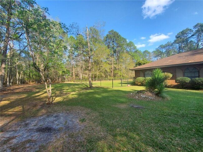 Photo - 117 Maple Dr