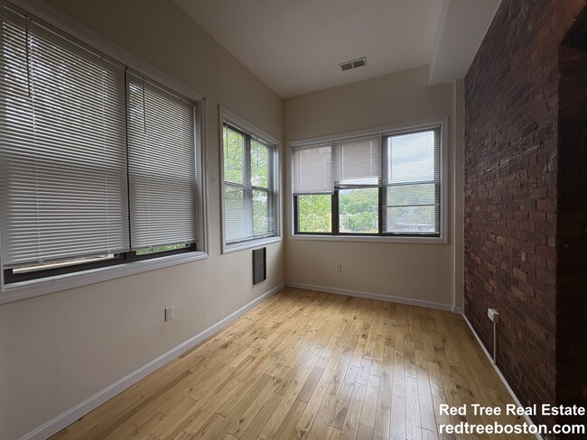 Photo - 191 Winthrop Rd Unidad 6