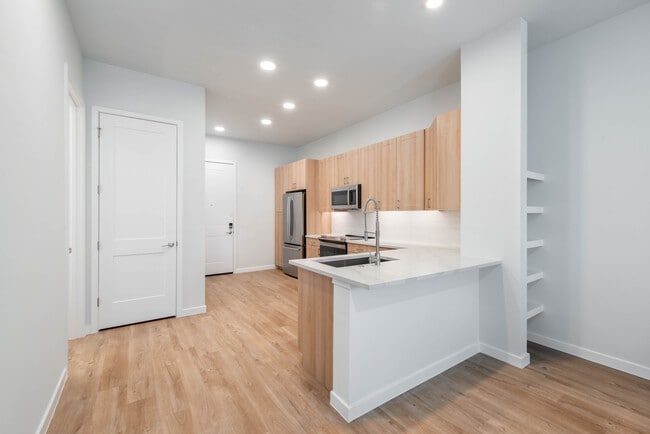 Chic Modern Kitchen