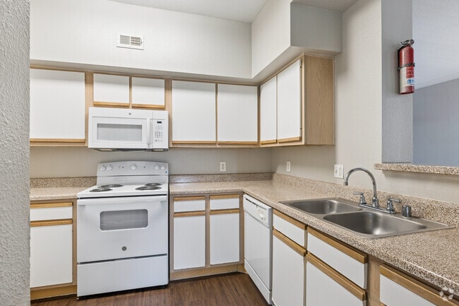 B9 2BR, 2BA - 1,273SF - Kitchen