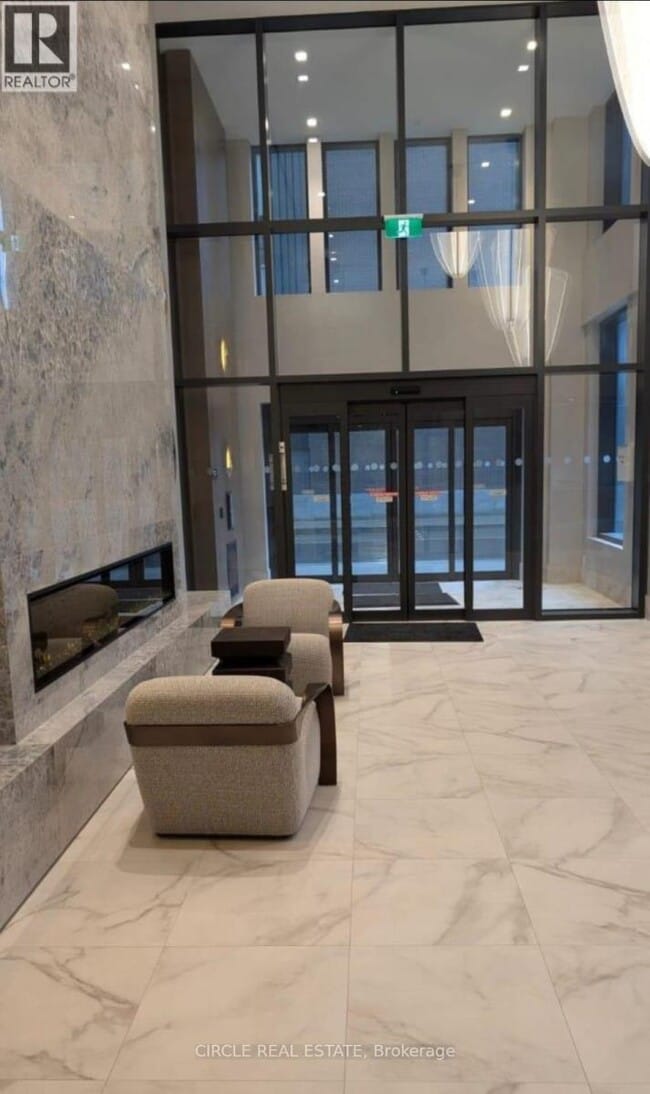 Photo - 75 James St S Unit 1105