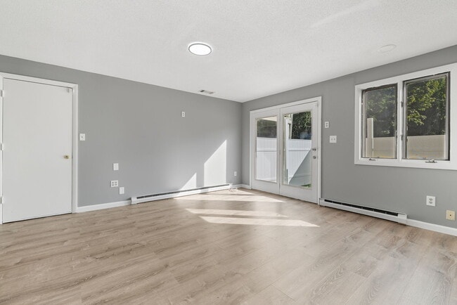 Photo - 8 Burma Rd Unit 1st floor