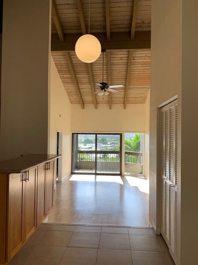 Photo - Quiet Mountain View Unit $2,900 2bd, 2ba, 2park; 3rd floor walk up